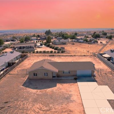 10716 Kiowa Rd, Apple Valley, CA 92308