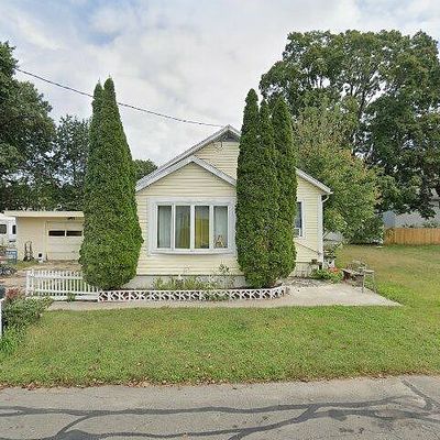 11 Angelo St, Springfield, MA 01119