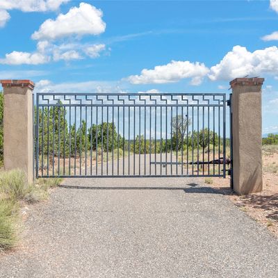 1 Blue Corn Trce, Santa Fe, NM 87508