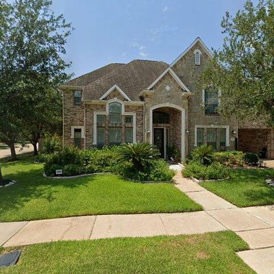 11802 Seagrove Dr, Pearland, TX 77584