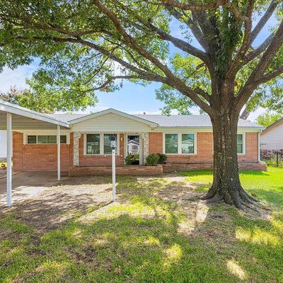 120 Highland Dr, Ennis, TX 75119