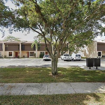 1211 Nw 99 Th Ter #42, Pembroke Pines, FL 33024