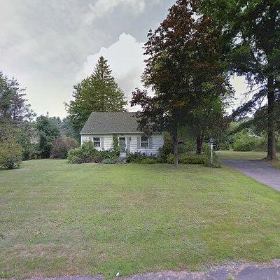 11 Wellfleet Dr, Wilbraham, MA 01095