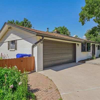 11030 W Glennon Dr, Lakewood, CO 80226