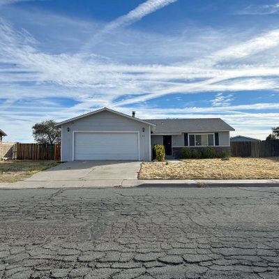 113 7 Th St, Fernley, NV 89408