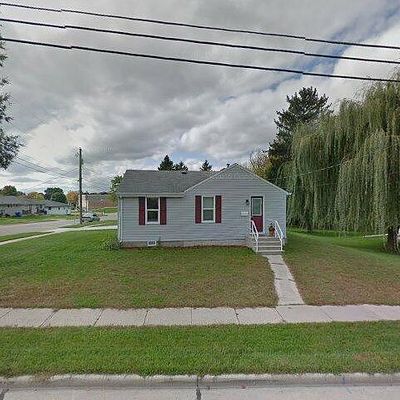 1141 Harrison St, Kaukauna, WI 54130