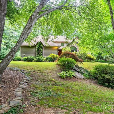 115 White Water Dr, Hendersonville, NC 28792