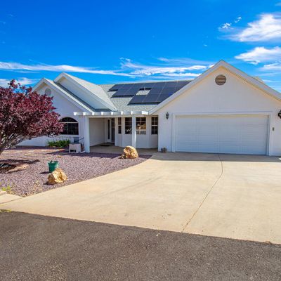 11655 E Yavapai Dr, Dewey, AZ 86327