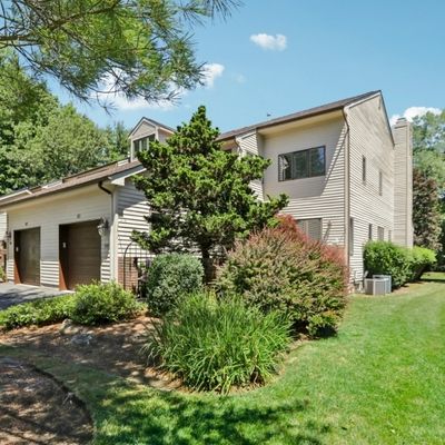 117 Fisher Rd, Mahwah, NJ 07430