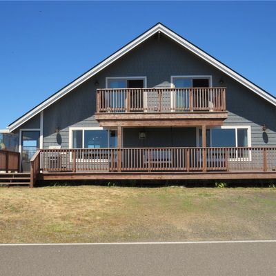 1463 E Ocean Shores Blvd Sw, Ocean Shores, WA 98569