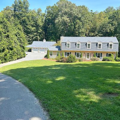 150 Autumn Ct, Huntingtown, MD 20639