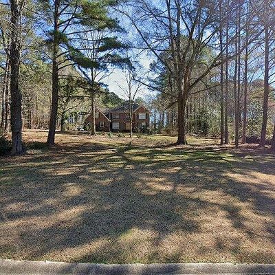 150 Camelot Dr, Fayetteville, GA 30214