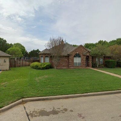 1513 Creekside Cir, Mansfield, TX 76063