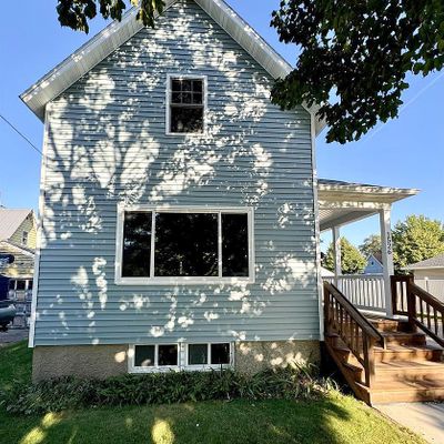 1526 Lincoln St, Marinette, WI 54143