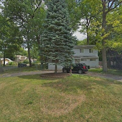 1562 Woodlow St, Waterford, MI 48328