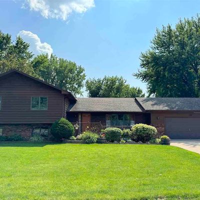 132 Hosanna Dr, Mankato, MN 56001