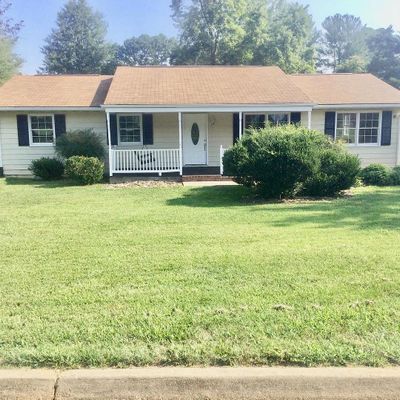 14 Vesta Dr, Fredericksburg, VA 22405