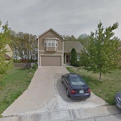 1405 Meadows Ln, Greenwood, MO 64034