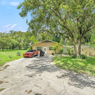 17902 Burnside Rd, Lutz, FL 33548