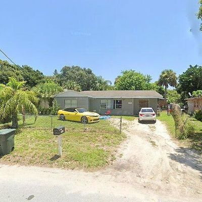 1807 Fulton Dr, Fort Pierce, FL 34950