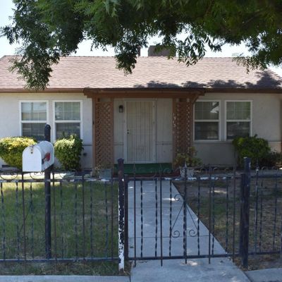 1913 Hendricks Ln, Bakersfield, CA 93304