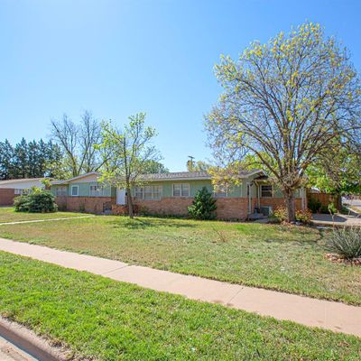 2011 32 Nd St, Lubbock, TX 79411