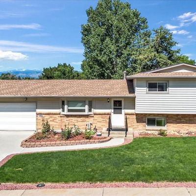 1621 Twin Sisters Dr, Longmont, CO 80504