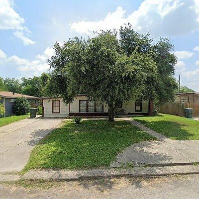 1703 Odilia St, Alice, TX 78332