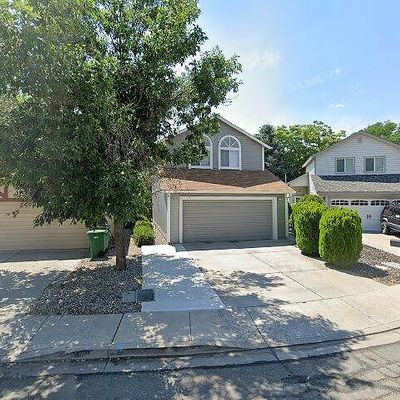 1706 Round Mountain Cir, Sparks, NV 89434