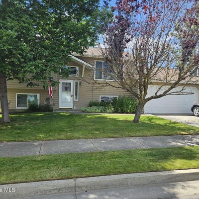 1719 N Quail Run Blvd, Post Falls, ID 83854