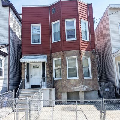 220 Wilkinson Ave, Jersey City, NJ 07305