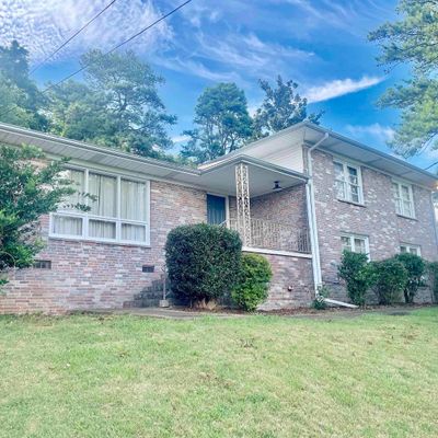 2228 Shannon Dr, Gadsden, AL 35904