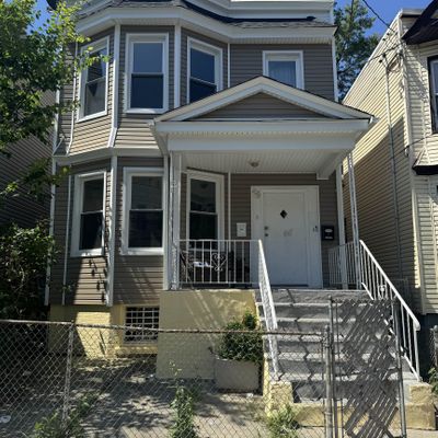 229 Bidwell Ave, Jersey City, NJ 07305