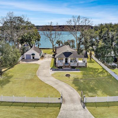 2305 Lazy River Dr, Charleston, SC 29414