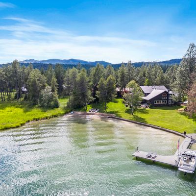 232 Flatwater Ln, Sandpoint, ID 83864