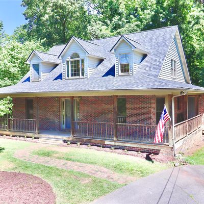 239 Cabindale Rd, Johnson City, TN 37615