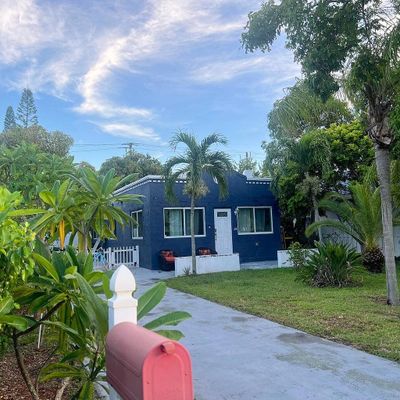 24 Se 6 Th St, Dania, FL 33004