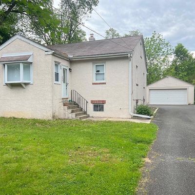 246 W Knowlton Rd, Media, PA 19063