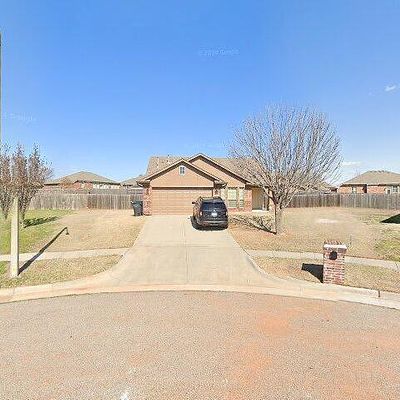 2013 Se 7 Th Ct, Moore, OK 73160