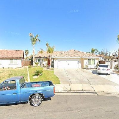 202 Scarletfire Dr, Bakersfield, CA 93307