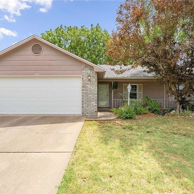 203 Pleasant View Ln, Bentonville, AR 72712