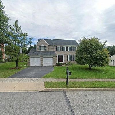 203 Scarlet Dr, Conshohocken, PA 19428