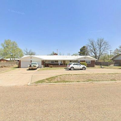 203 Van Buren Ave, Lorenzo, TX 79343