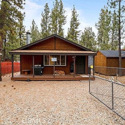 2051 6 Th Ln, Big Bear City, CA 92314