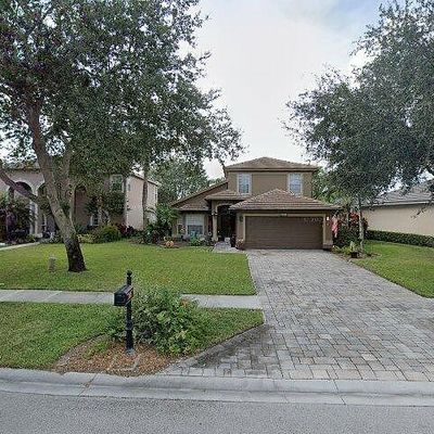 2071 Morning Sun Ln, Naples, FL 34119