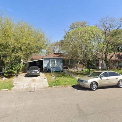 2102 1 St St, Galena Park, TX 77547