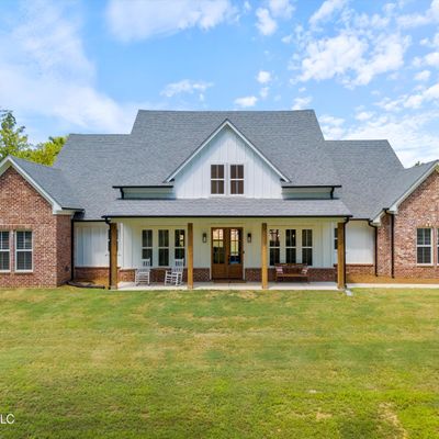 215 Louise Rd, Byhalia, MS 38611