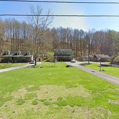 2706 Shawnee Ave E, Big Stone Gap, VA 24219