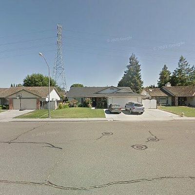 299 Live Oak Dr, Atwater, CA 95301