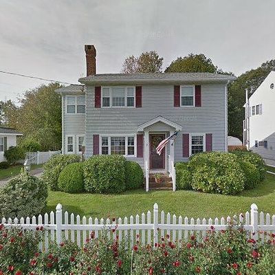 3 Beechwood Ave, York, ME 03909